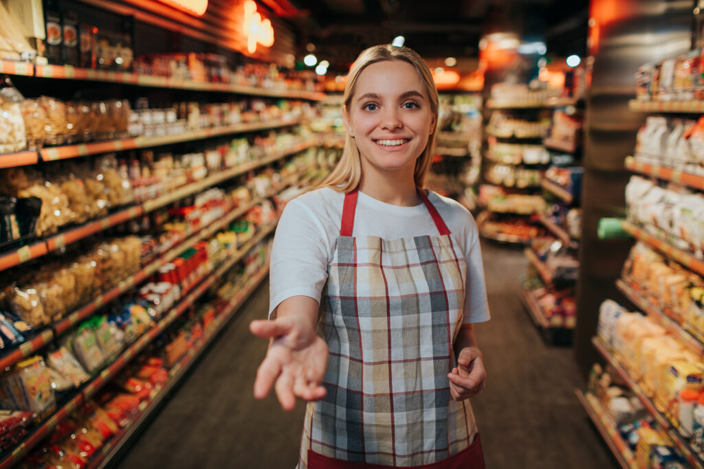 Als Verkäufer findet man vor allem im Lebensmitteleinzelhandel, Baumarkt, Drogerie oder im Bereich Fashion einen Job