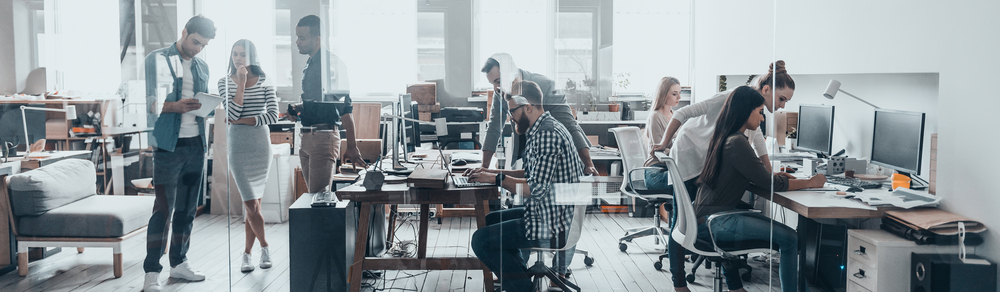 Nicht nur Kaufleute arbeiten im Büro.