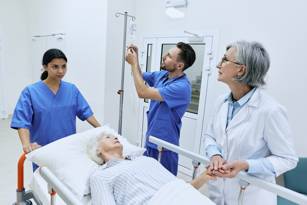 Als Krankenschwester hast du die Aufgabe, bei der Pflege und Behandlung von Patienten zu unterstützen.