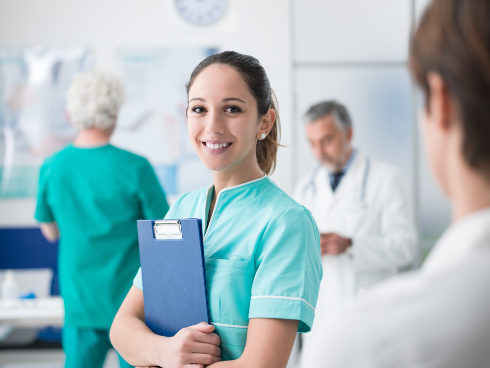 Krankenschwester werden: Mit einer Umschulung zur Pflegefachfrau/Pflegefachmann