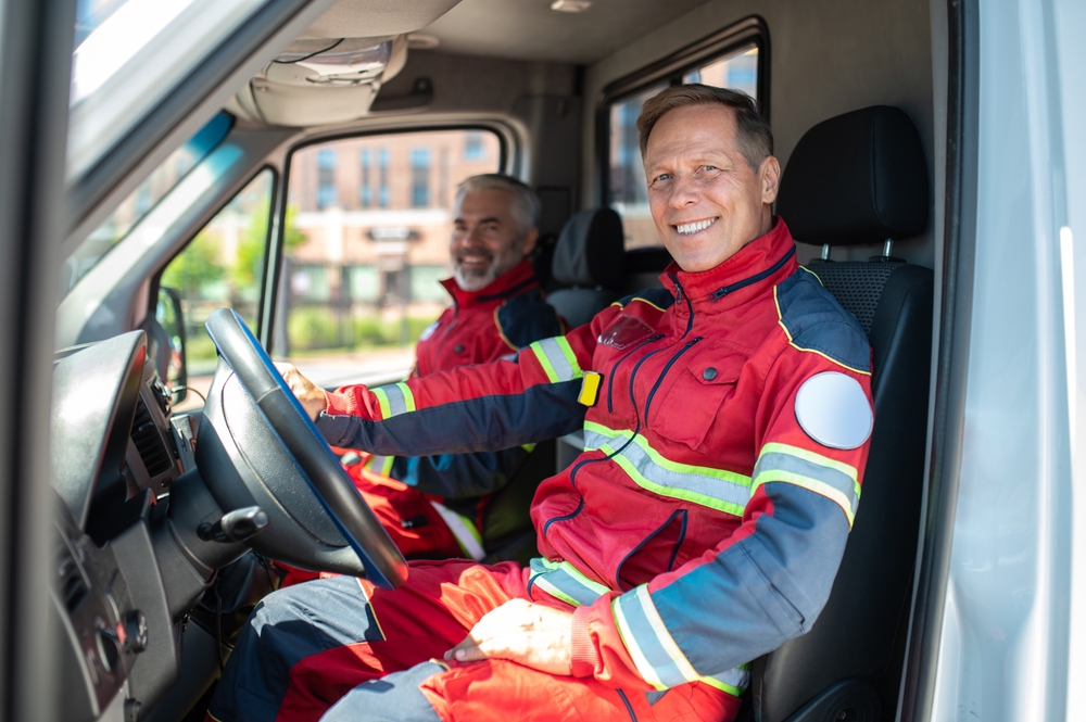 Krankentransport-Fahrer werden: Eine Umschulung ist für Fahrer im Krankentransport vorgeschrieben.