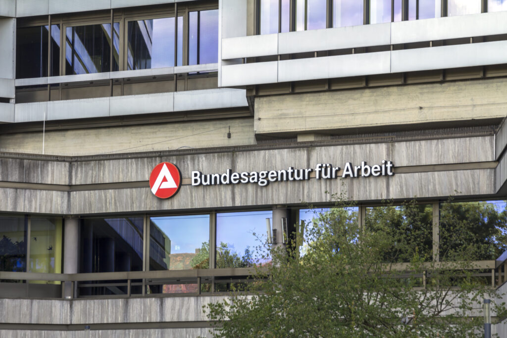 Arbeitsagentur Jobbörse: Auf JobMESH findet man eine Vielzahl von Jobs aus der Jobbörse von der Bundesagentur für Arbeit.