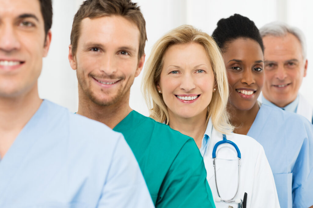 Es gibt viele unterschiedliche Berufe im Bereich der Gesundheit.